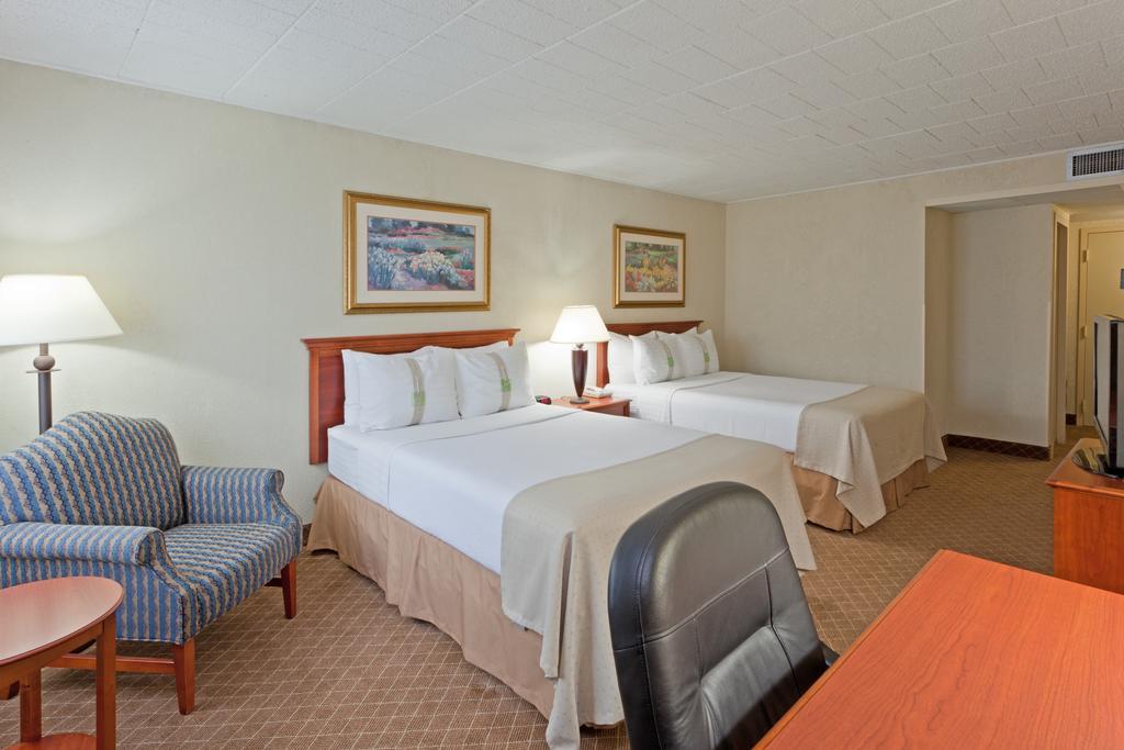 Clarion Inn Frederick Event Center Εξωτερικό φωτογραφία